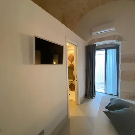 Cementine Suites- Traditional & Chic Apartament