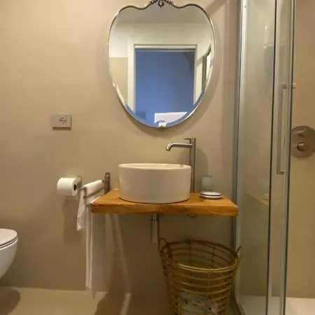 Cementine Suites- Traditional & Chic * Ostuni