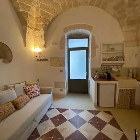 Cementine Suites- Traditional & Chic Apartament *