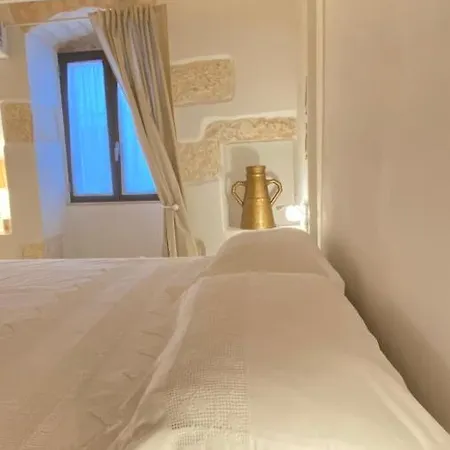 Apartament Cementine Suites- Traditional & Chic Ostuni