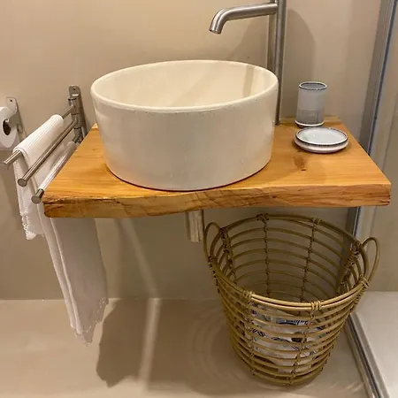 Apartment Cementine Suites- Traditional & Chic *